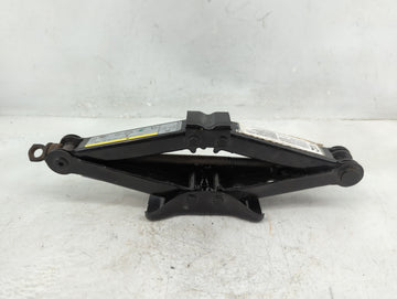 2017 Volkswagen Jetta Spare Scissor Car Jack - Oemusedautoparts1.com
