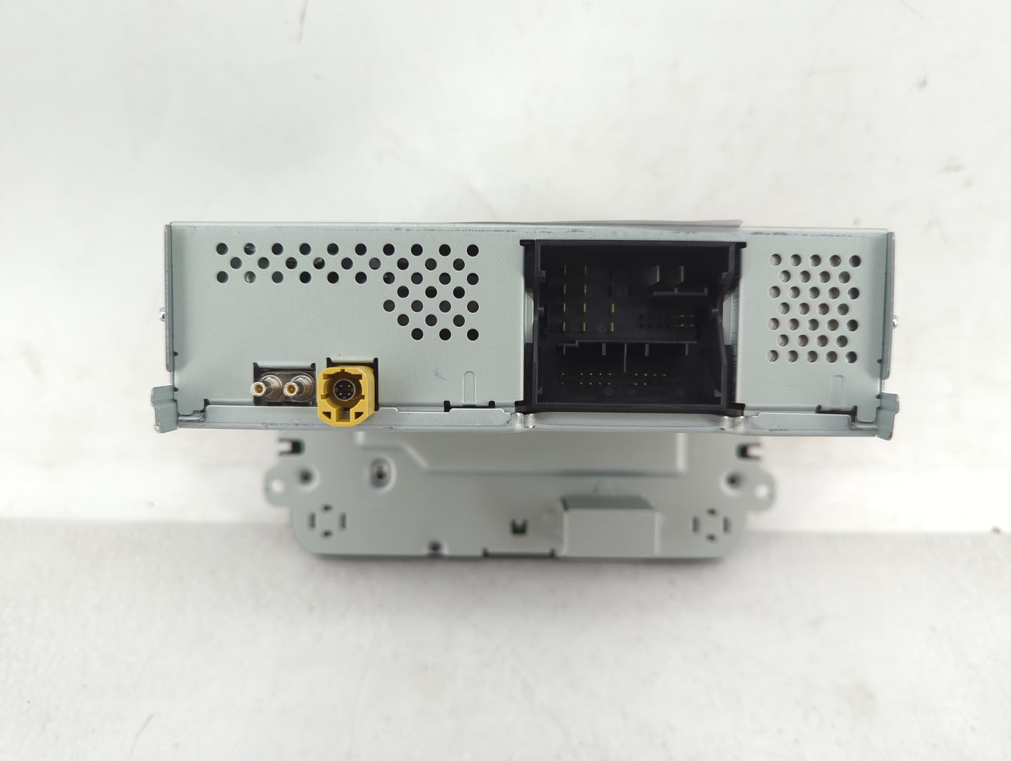 2017 Volkswagen Jetta Radio AM FM Cd Player Receiver Replacement P/N:561 035 150 A Fits OEM Used Auto Parts - Oemusedautopar