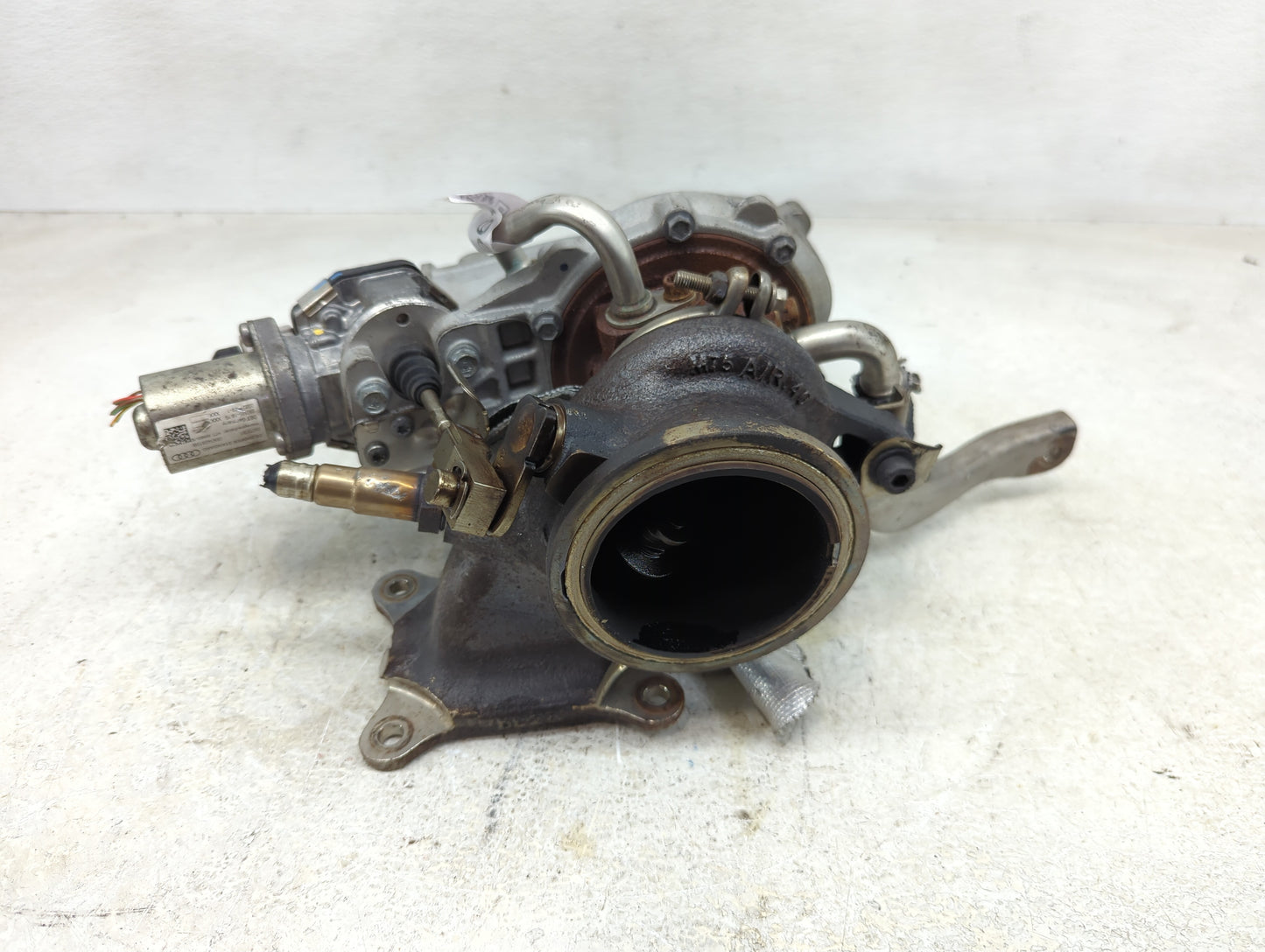 2015 Volkswagen Jetta Turbocharger Exhaust Manifold With Turbo Charger - Oemusedautoparts1.com