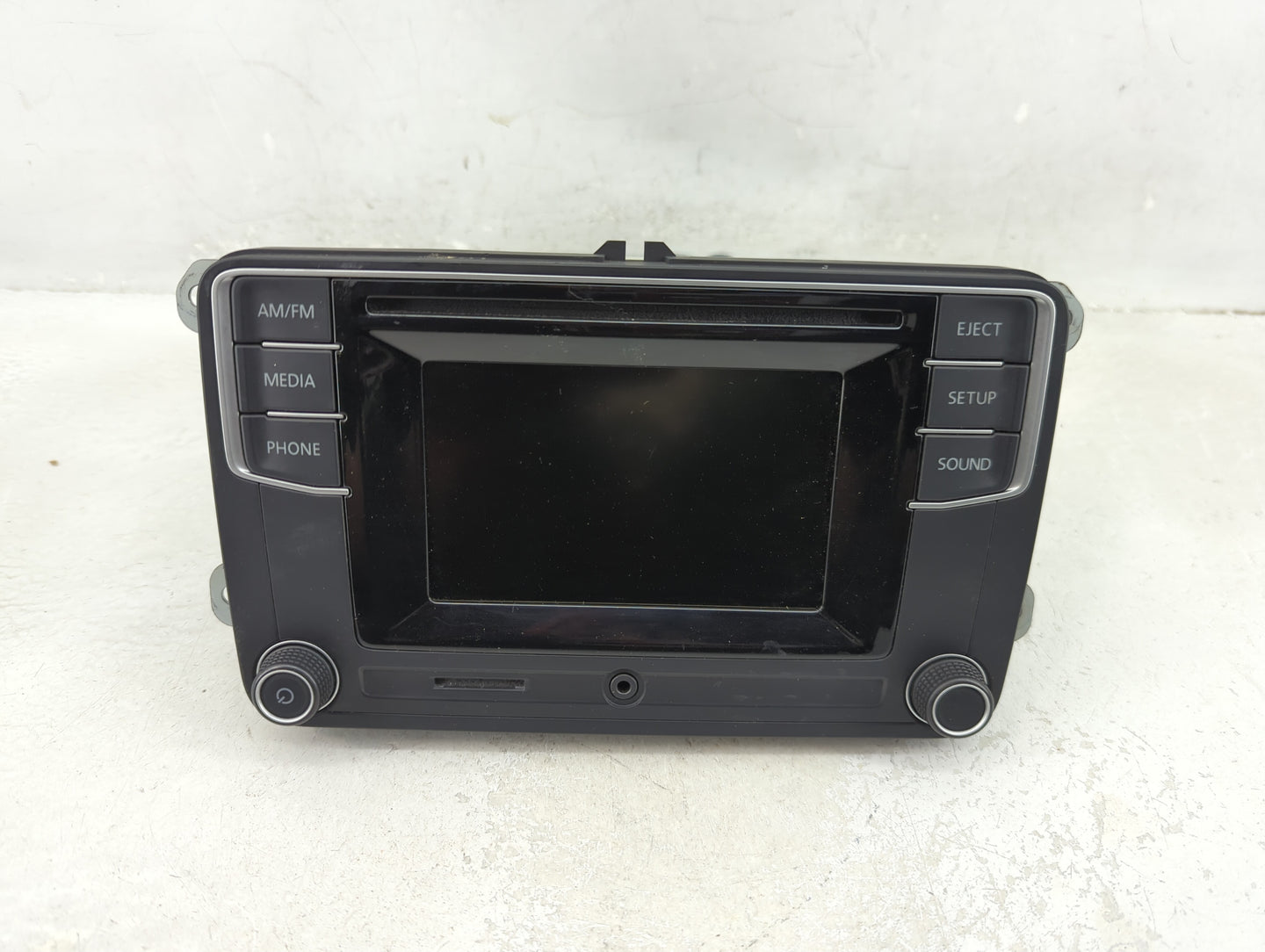 2016-2017 Volkswagen Jetta Radio AM FM Cd Player Receiver Replacement P/N:561 035 150 Fits Fits 2013 2014 2015 2016 2017 OEM