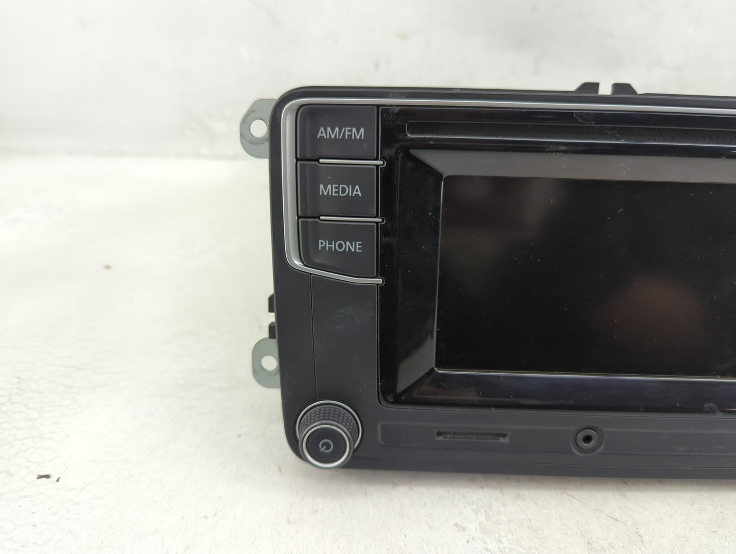 2016-2017 Volkswagen Jetta Radio AM FM Cd Player Receiver Replacement P/N:561 035 150 Fits Fits 2013 2014 2015 2016 2017 OEM