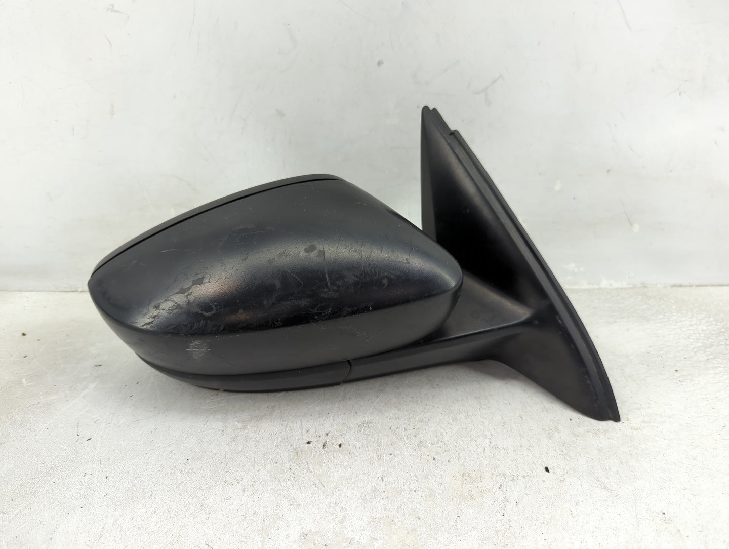 2017-2018 Volkswagen Jetta Passenger Side View Mirror - Right Door Mirror OEM Used - Oemusedautoparts1.com