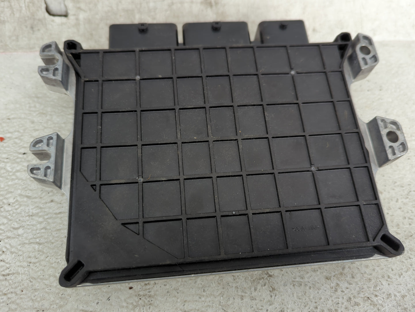 2015-2017 Volkswagen Jetta PCM Engine Control Computer ECU ECM PCU OEM P/N:NEC070-696 Fits Fits 2015 2016 2017 OEM Used Auto