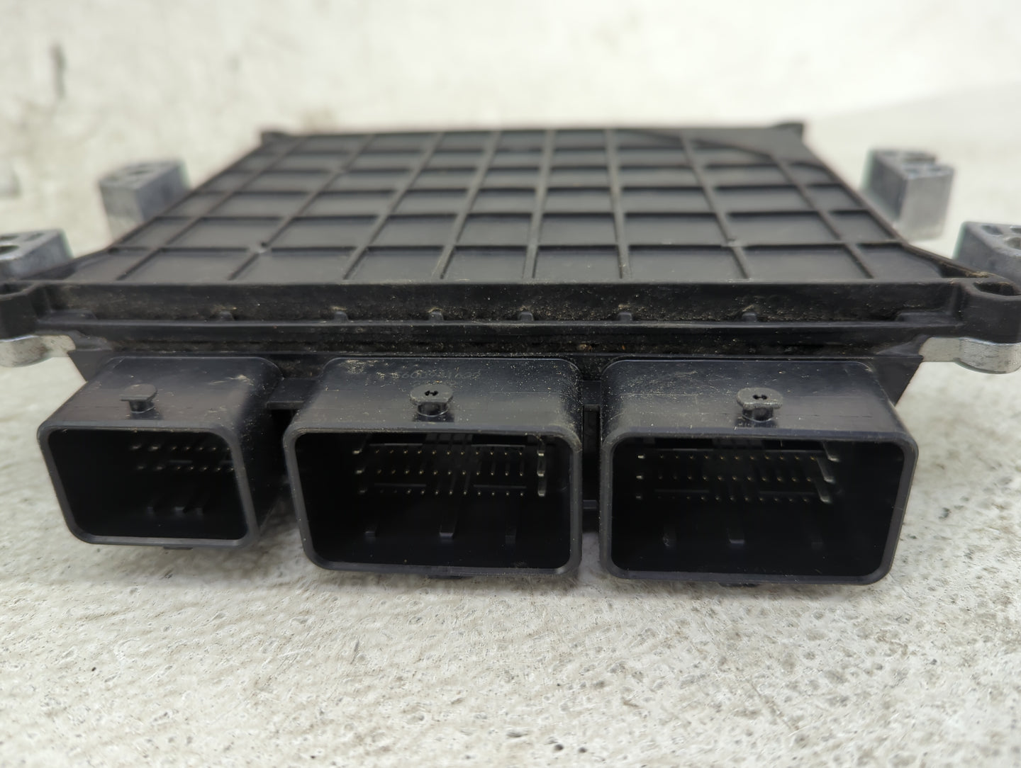 2015-2017 Volkswagen Jetta PCM Engine Control Computer ECU ECM PCU OEM P/N:NEC070-696 Fits Fits 2015 2016 2017 OEM Used Auto