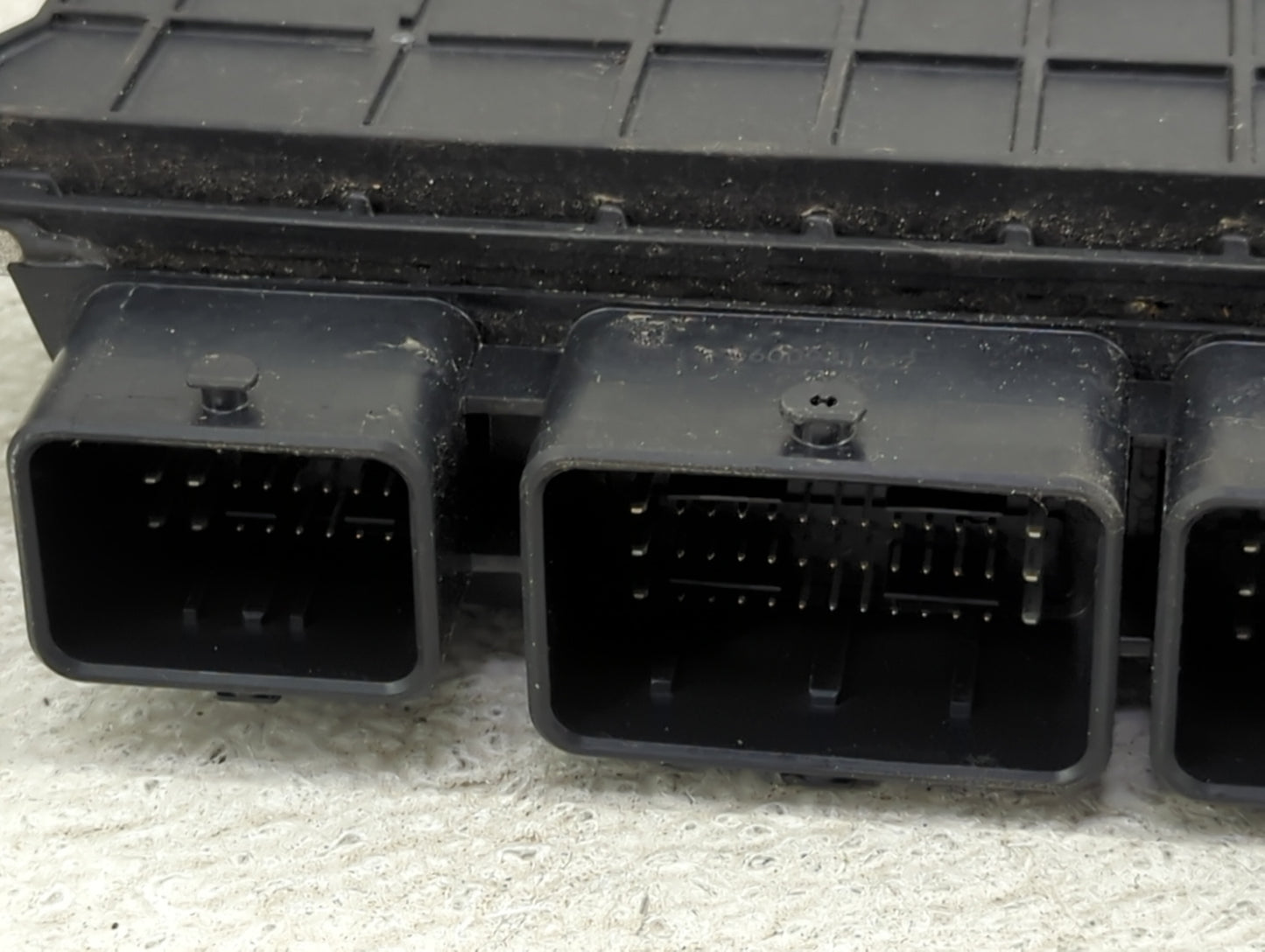 2015-2017 Volkswagen Jetta PCM Engine Control Computer ECU ECM PCU OEM P/N:NEC070-696 Fits Fits 2015 2016 2017 OEM Used Auto