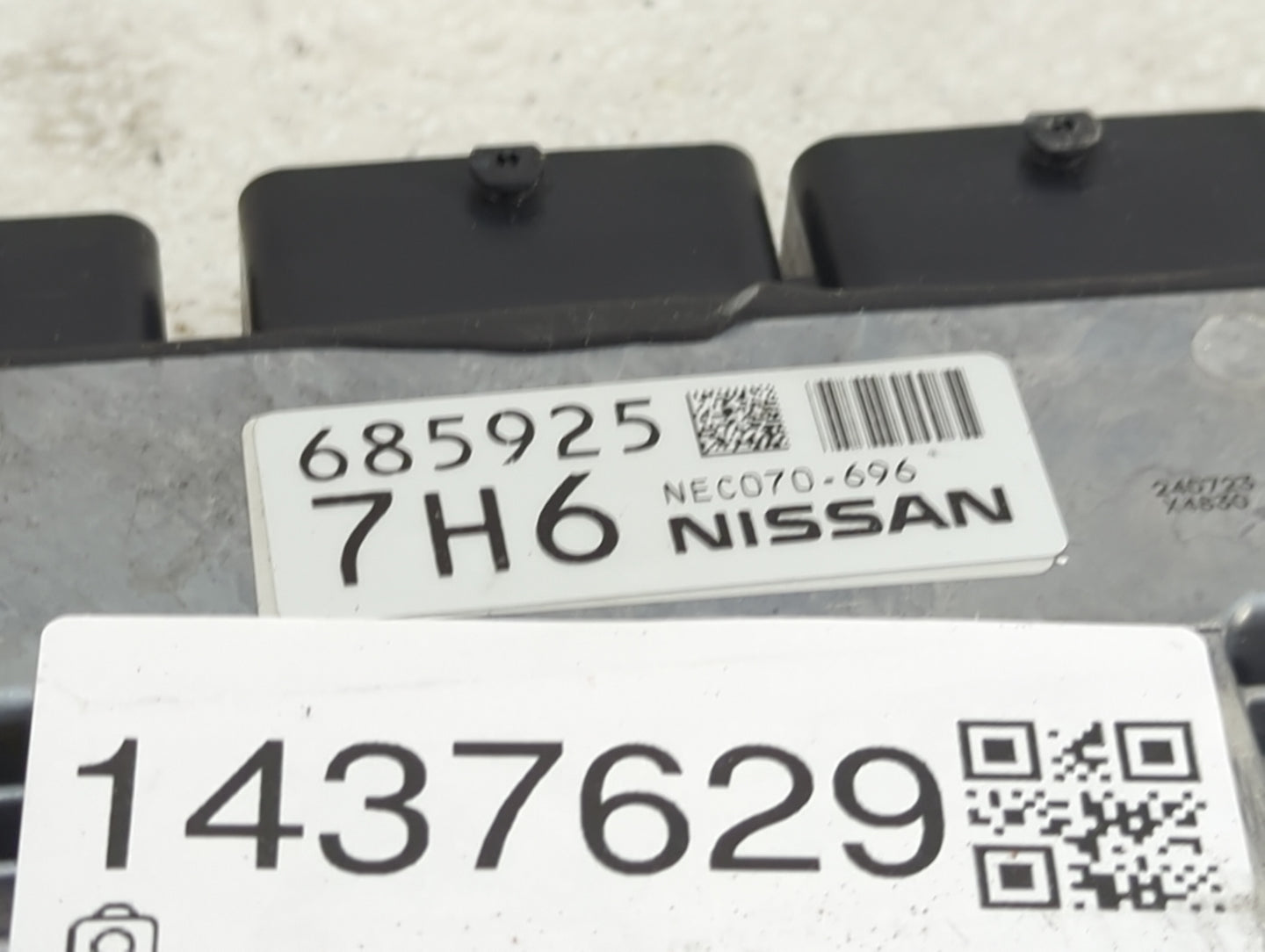 2015-2017 Volkswagen Jetta PCM Engine Control Computer ECU ECM PCU OEM P/N:NEC070-696 Fits Fits 2015 2016 2017 OEM Used Auto