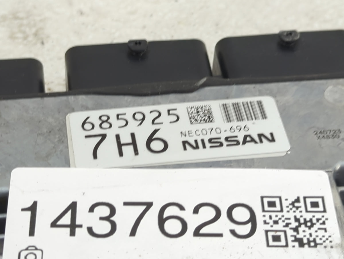 2015-2017 Volkswagen Jetta PCM Engine Control Computer ECU ECM PCU OEM P/N:NEC070-696 Fits 2015 2016 2017 OEM Used Auto Part