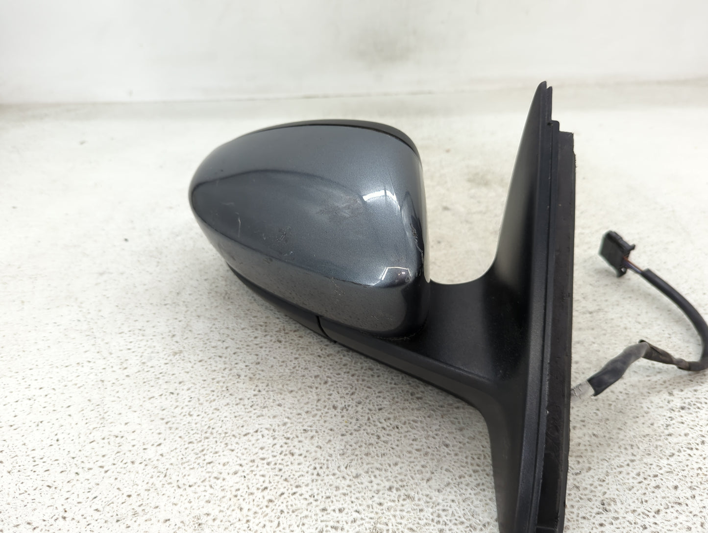 2017-2018 Volkswagen Jetta Passenger Side View Mirror - Right Door Mirror OEM Used - Oemusedautoparts1.com