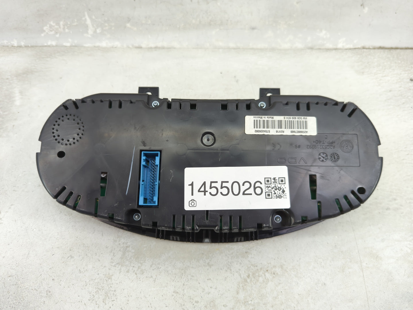 2015-2017 Volkswagen Jetta Instrument Cluster Speedometer Gauges P/N:5C6920974B A2C53219252 Miles: Fits Fits 2015 2016 2017 