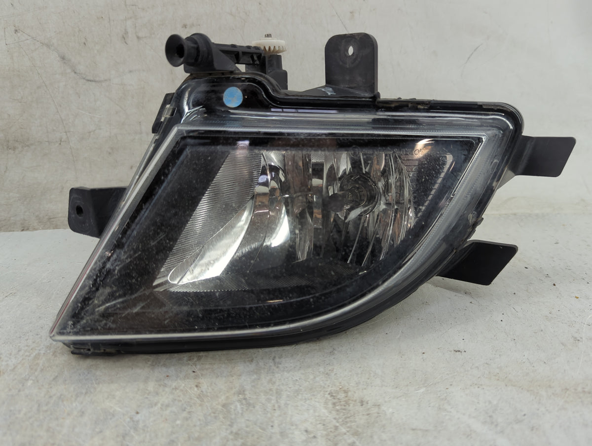 2017 Volkswagen Jetta Passenger Right Oem Fog Light Lamp - Oemusedautoparts1.com