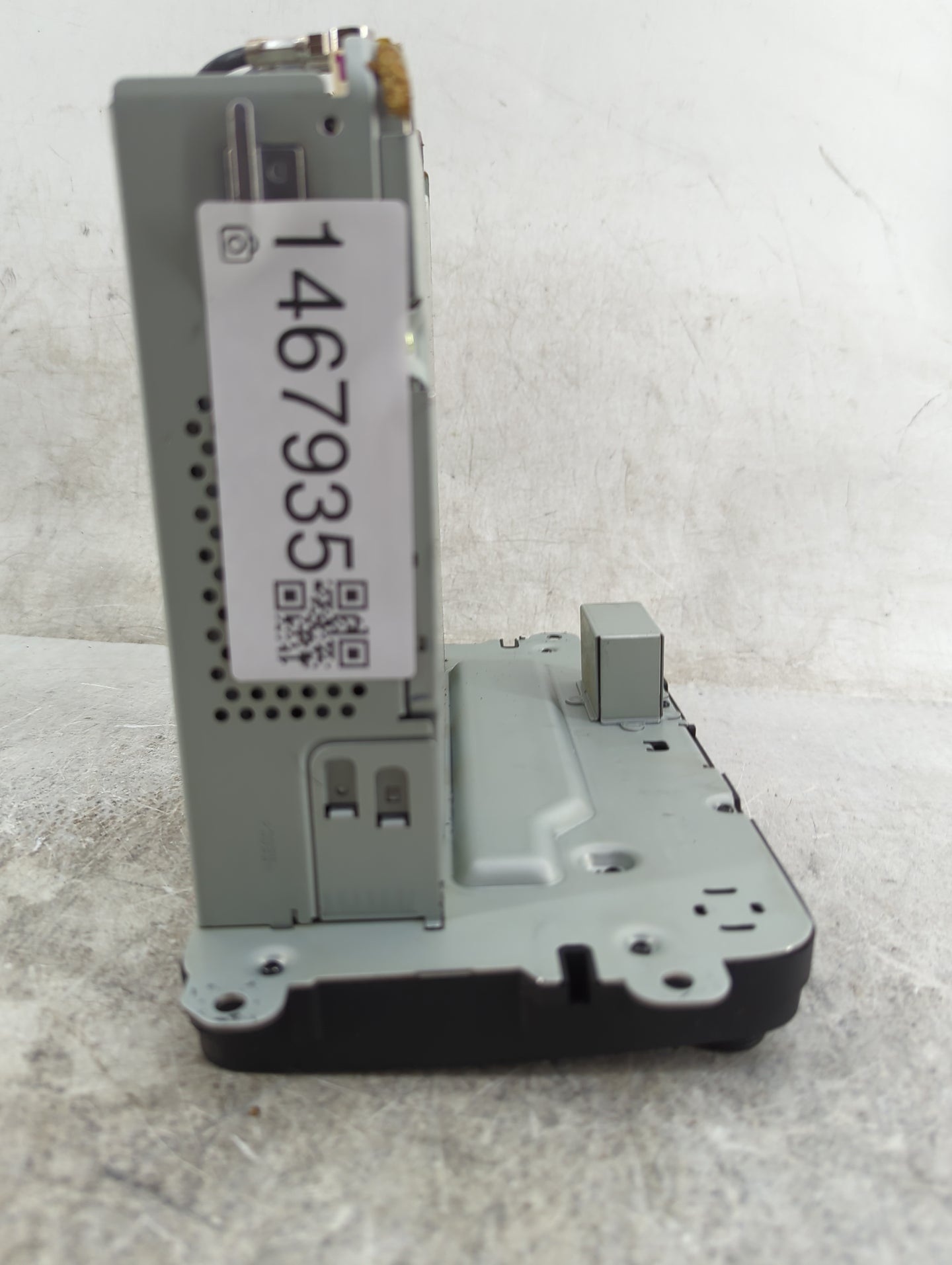 2012-2017 Volkswagen Jetta Radio AM FM Cd Player Receiver Replacement P/N:561035150A L56VW2 Fits OEM Used Auto Parts - Oemus