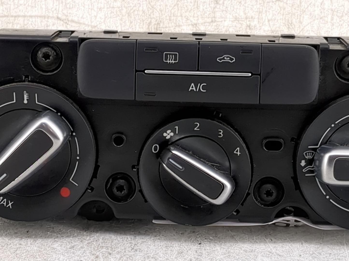 2017-2018 Volkswagen Jetta Climate Control Module Temperature AC/Heater Replacement P/N:5C1819045 90151-736/0000 Fits OEM Us