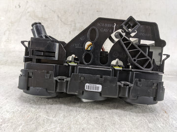 2017-2018 Volkswagen Jetta Climate Control Module Temperature AC/Heater Replacement P/N:5C1819045 Fits Fits 2017 2018 OEM Used Auto Parts