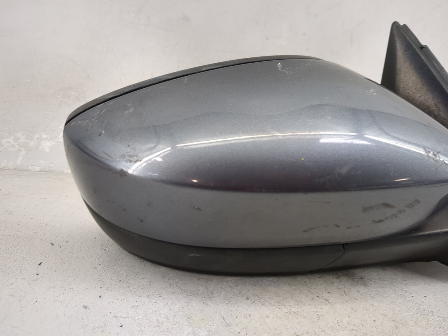 2017-2018 Volkswagen Jetta Passenger Side View Mirror - Right Door Mirror OEM Used - Oemusedautoparts1.com