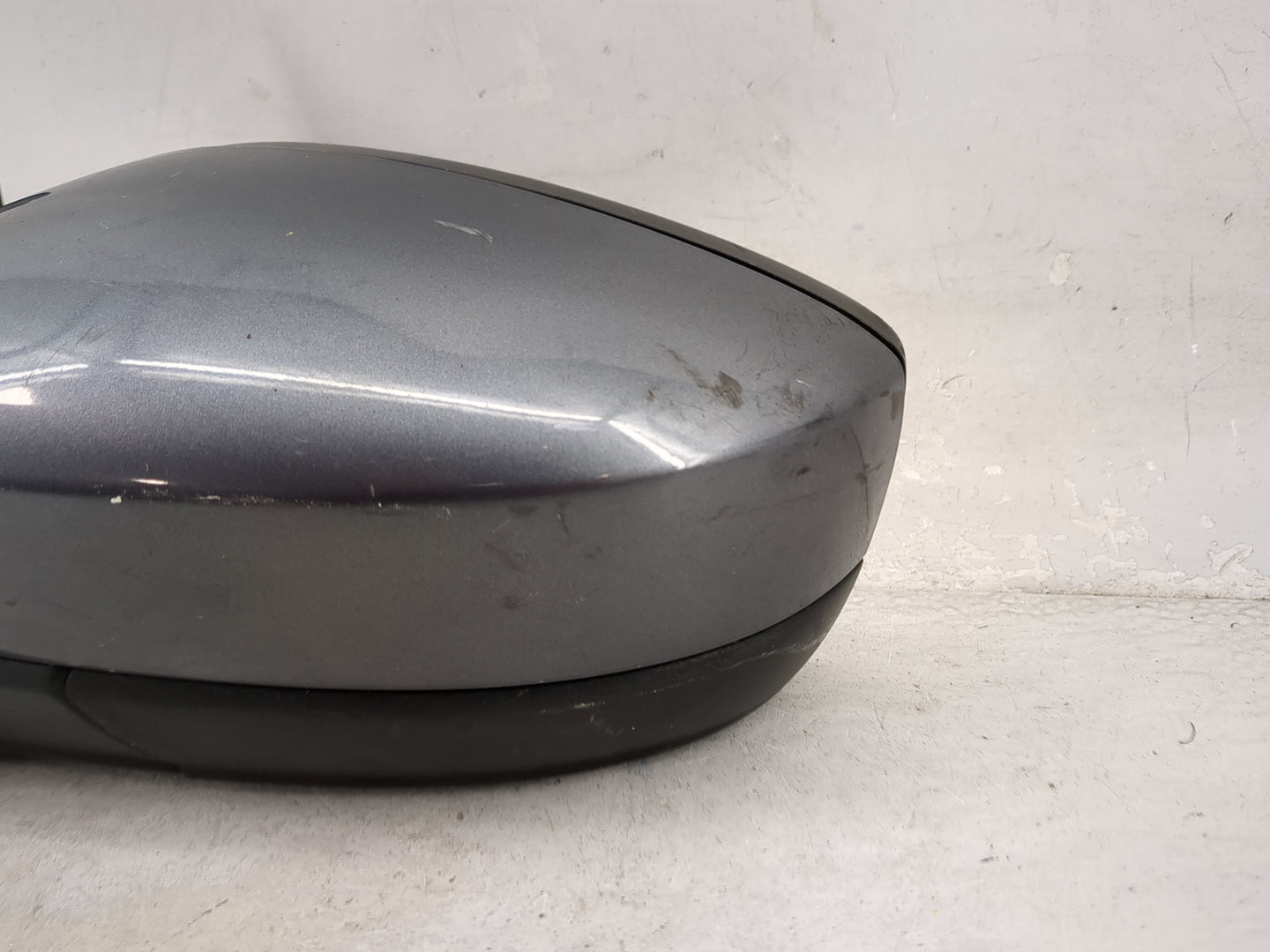 2017-2018 Volkswagen Jetta Driver Side View Mirror - Left Door Mirror OEM Used - Oemusedautoparts1.com