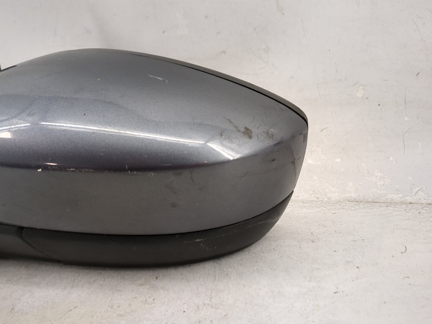 2017-2018 Volkswagen Jetta Driver Side View Mirror - Left Door Mirror OEM Used - Oemusedautoparts1.com