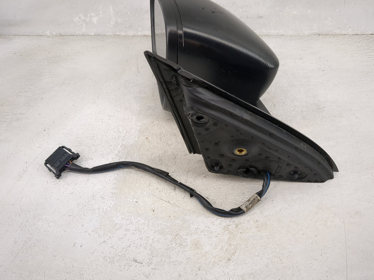 2017-2018 Volkswagen Jetta Driver Side View Mirror - Left Door Mirror OEM Used - Oemusedautoparts1.com