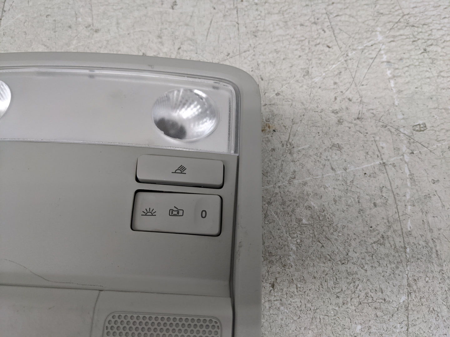 2015-2018 Volkswagen Jetta Overhead Roof Console Gray - Oemusedautoparts1.com