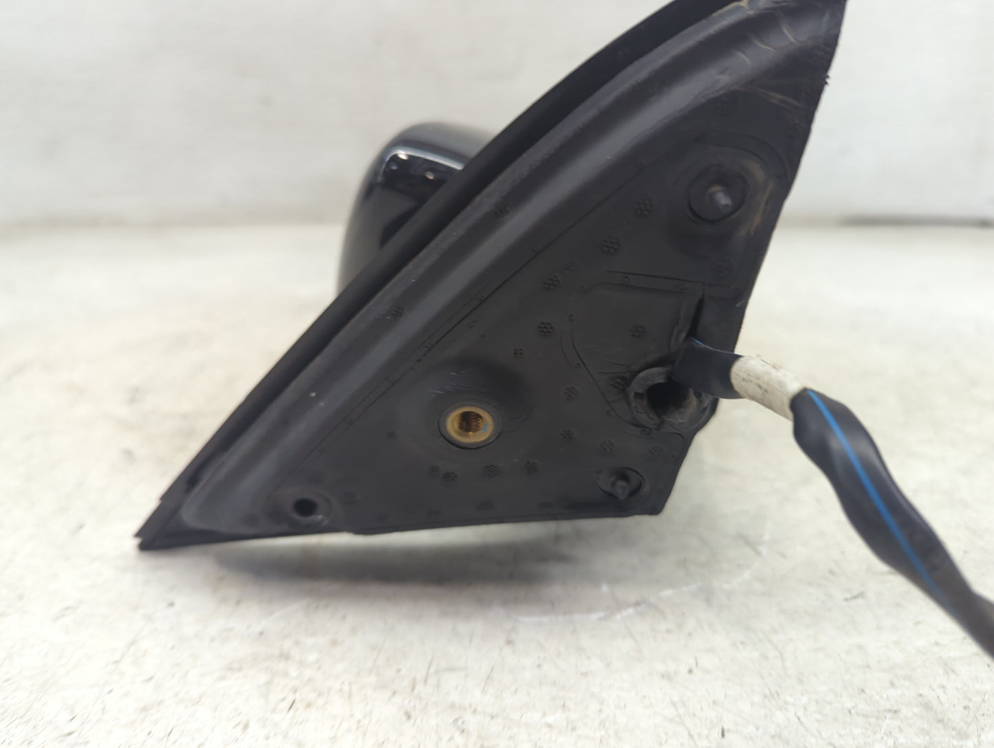 2017-2018 Volkswagen Jetta Driver Side View Mirror - Left Door Mirror OEM Used - Oemusedautoparts1.com