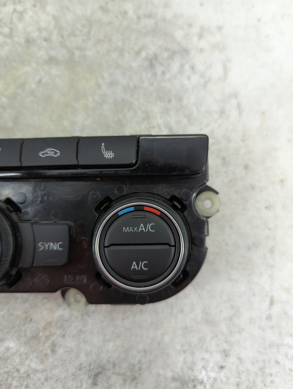 2015-2018 Volkswagen Jetta Climate Control Module Temperature AC/Heater Replacement P/N:1K8907044CL 5HB013020-25 Fits OEM Us