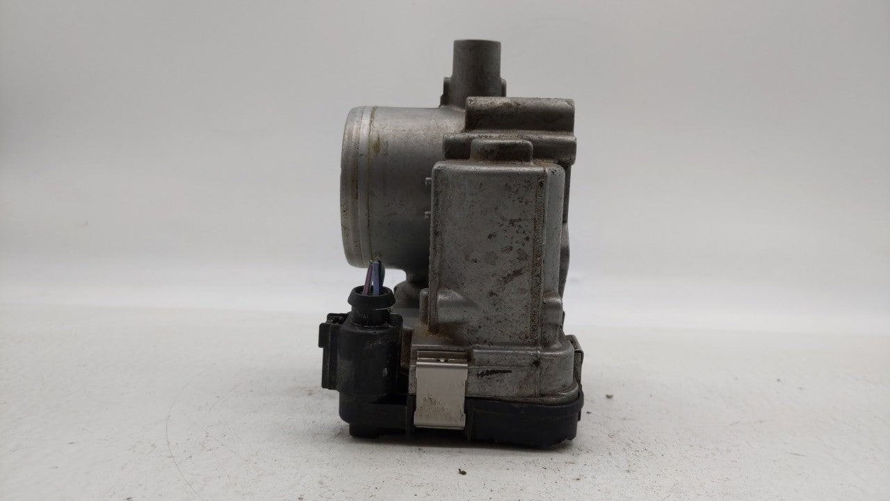 2013-2018 Volkswagen Jetta Throttle Body P/N:03F133062B Fits Fits 2013 2014 2015 2016 2017 2018 OEM Used Auto Parts - Oemuse