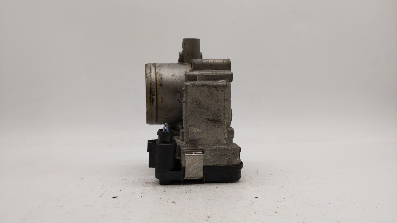 2013-2018 Volkswagen Jetta Throttle Body P/N:03F133062B Fits Fits 2013 2014 2015 2016 2017 2018 OEM Used Auto Parts - Oemuse