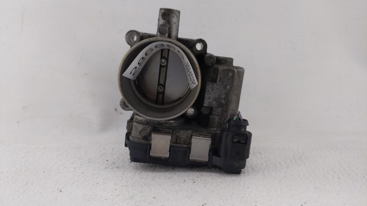2013-2018 Volkswagen Jetta Throttle Body P/N:03F133062B Fits Fits 2013 2014 2015 2016 2017 2018 OEM Used Auto Parts - Oemuse