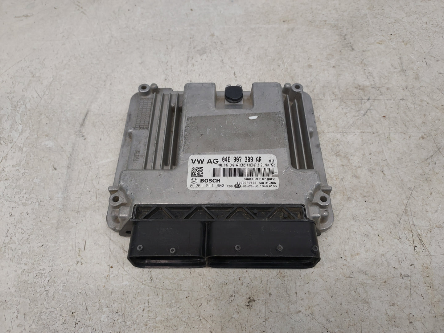 2016-2017 Volkswagen Jetta PCM Engine Control Computer ECU ECM PCU OEM P/N:04E 907 309 AP Fits Fits 2016 2017 OEM Used Auto 