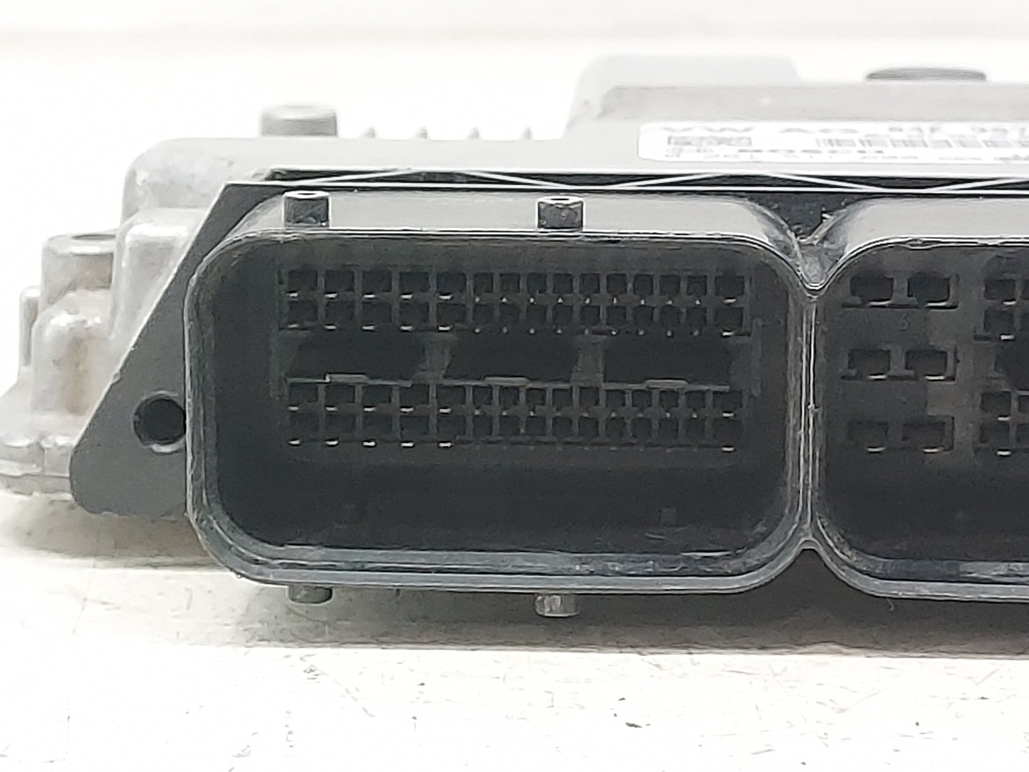 2016-2017 Volkswagen Jetta PCM Engine Control Computer ECU ECM PCU OEM P/N:04E 907 309 AP Fits Fits 2016 2017 OEM Used Auto 