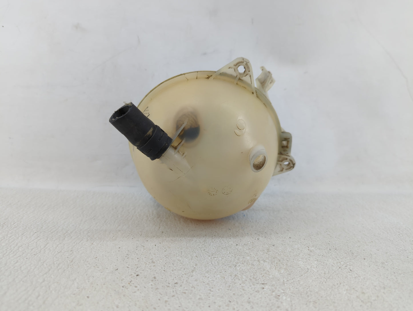 2005 Volkswagen Jetta Radiator Coolant Overflow Expansion Tank Bottle 344832 - Oemusedautoparts1.com