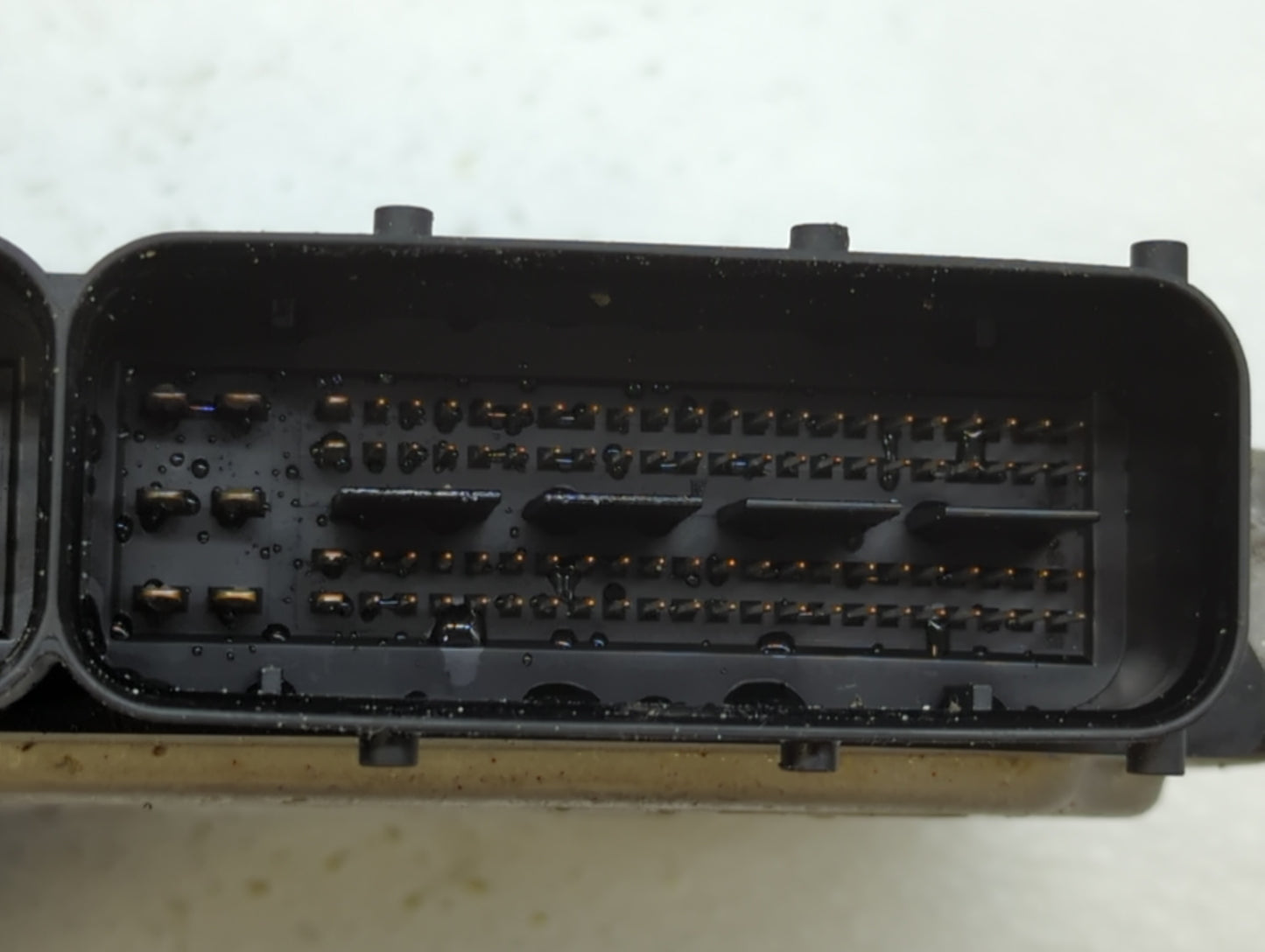 2016-2017 Volkswagen Jetta PCM Engine Control Computer ECU ECM PCU OEM P/N:04E 907 309 EE 04E907309EE Fits Fits 2016 2017 OE