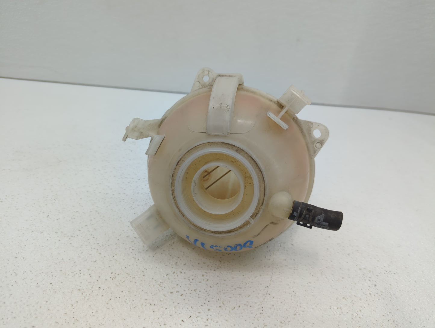 2005 Volkswagen Jetta Radiator Coolant Overflow Expansion Tank Bottle - Oemusedautoparts1.com