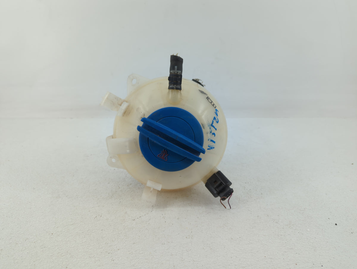 2005 Volkswagen Jetta Radiator Coolant Overflow Expansion Tank Bottle 414053 - Oemusedautoparts1.com