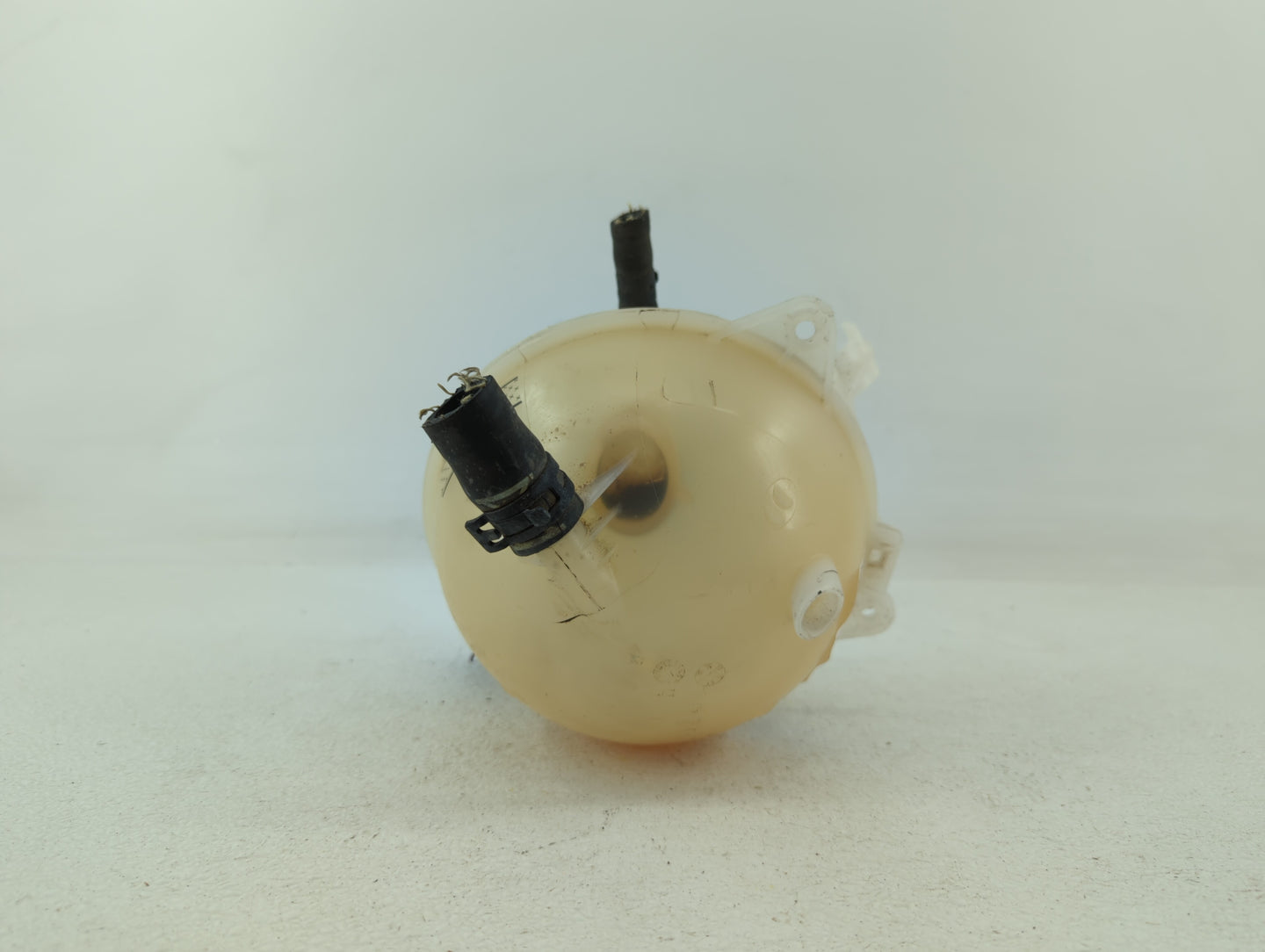 2005 Volkswagen Jetta Radiator Coolant Overflow Expansion Tank Bottle 414053 - Oemusedautoparts1.com