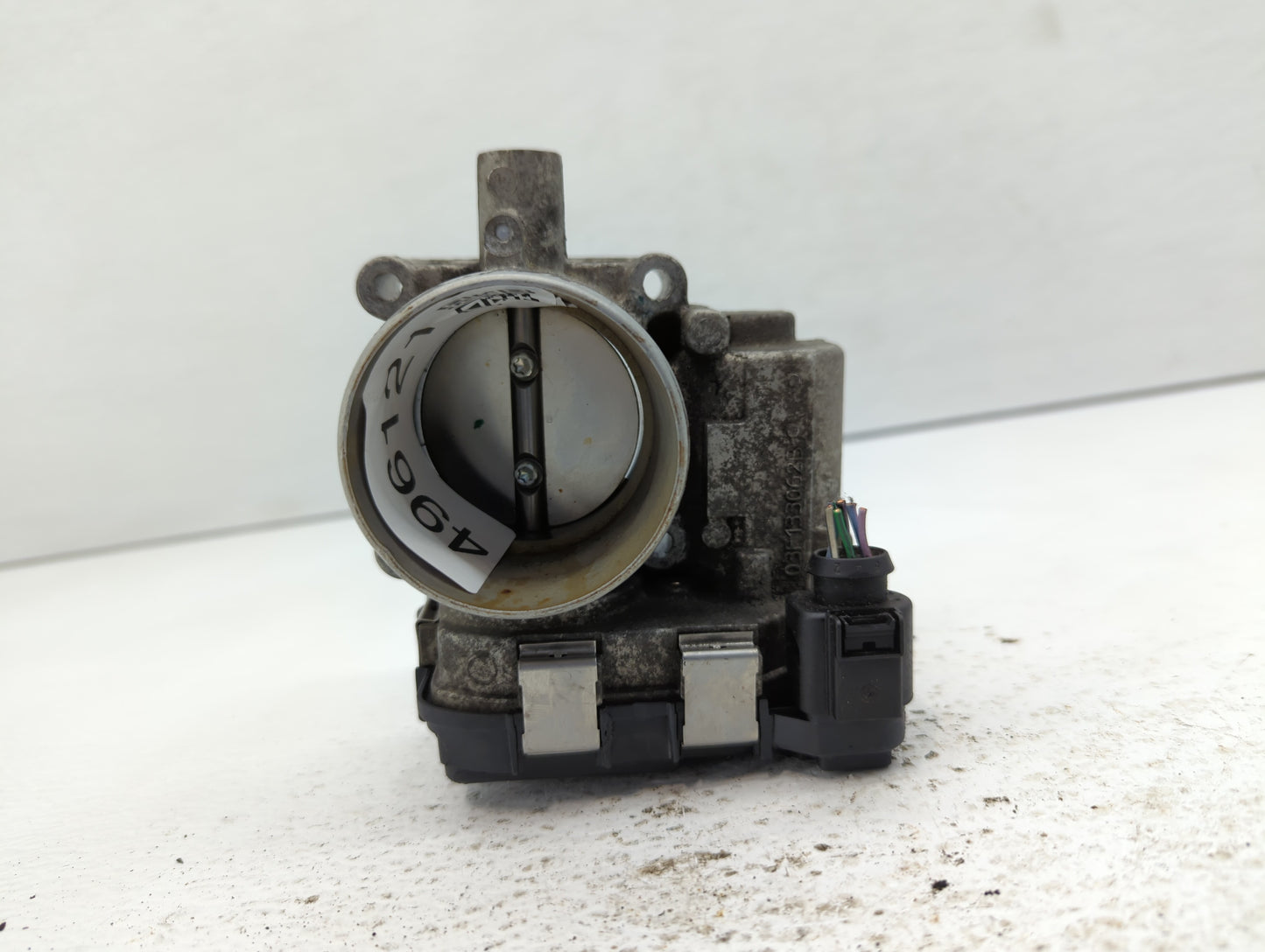 2013-2018 Volkswagen Jetta Throttle Body P/N:03F133062B Fits Fits 2013 2014 2015 2016 2017 2018 OEM Used Auto Parts - Oemuse