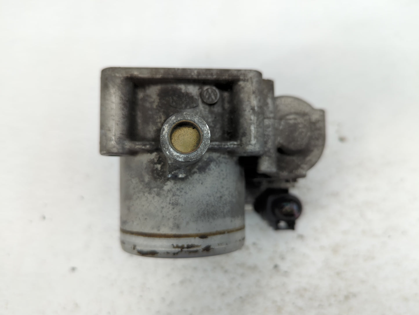2013-2018 Volkswagen Jetta Throttle Body P/N:03F133062B Fits Fits 2013 2014 2015 2016 2017 2018 OEM Used Auto Parts - Oemuse