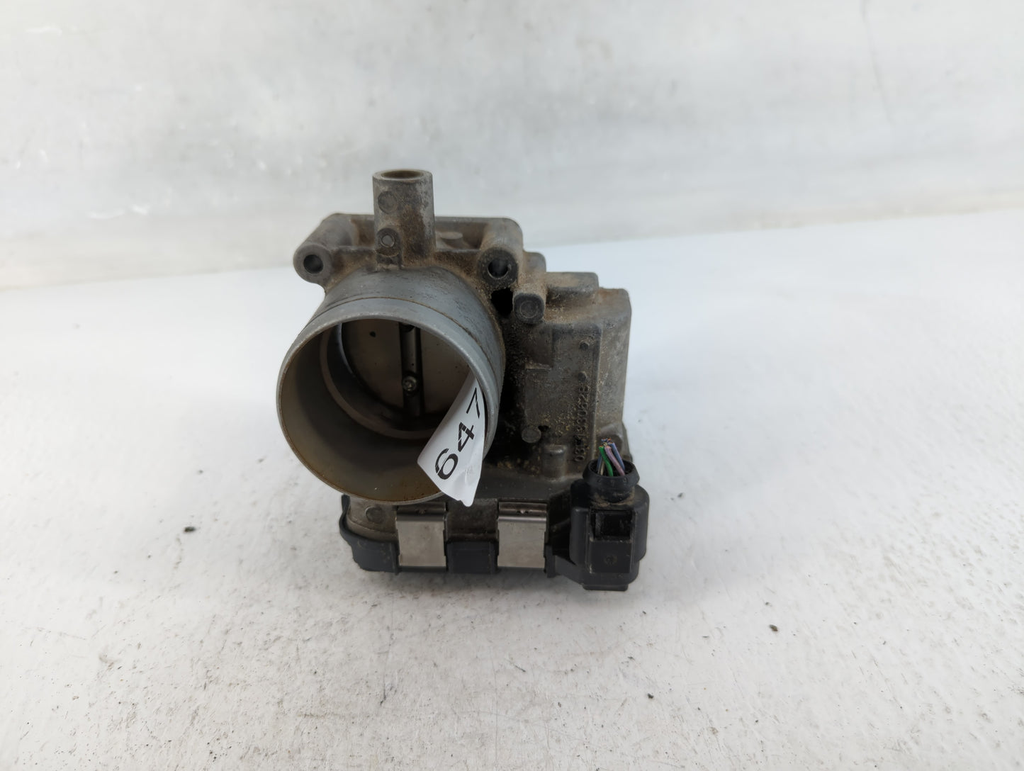 2013-2018 Volkswagen Jetta Throttle Body P/N:03F133062B Fits Fits 2013 2014 2015 2016 2017 2018 OEM Used Auto Parts - Oemuse