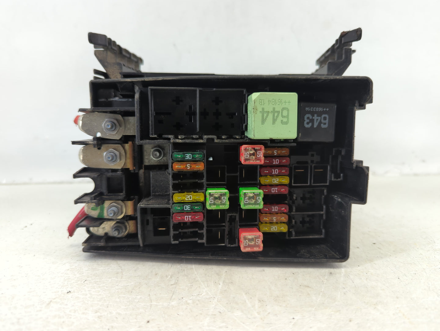 2015-2018 Volkswagen Jetta Fusebox Fuse Box Panel Relay Module Fits Fits 2015 2016 2017 2018 OEM Used Auto Parts - Oemusedau