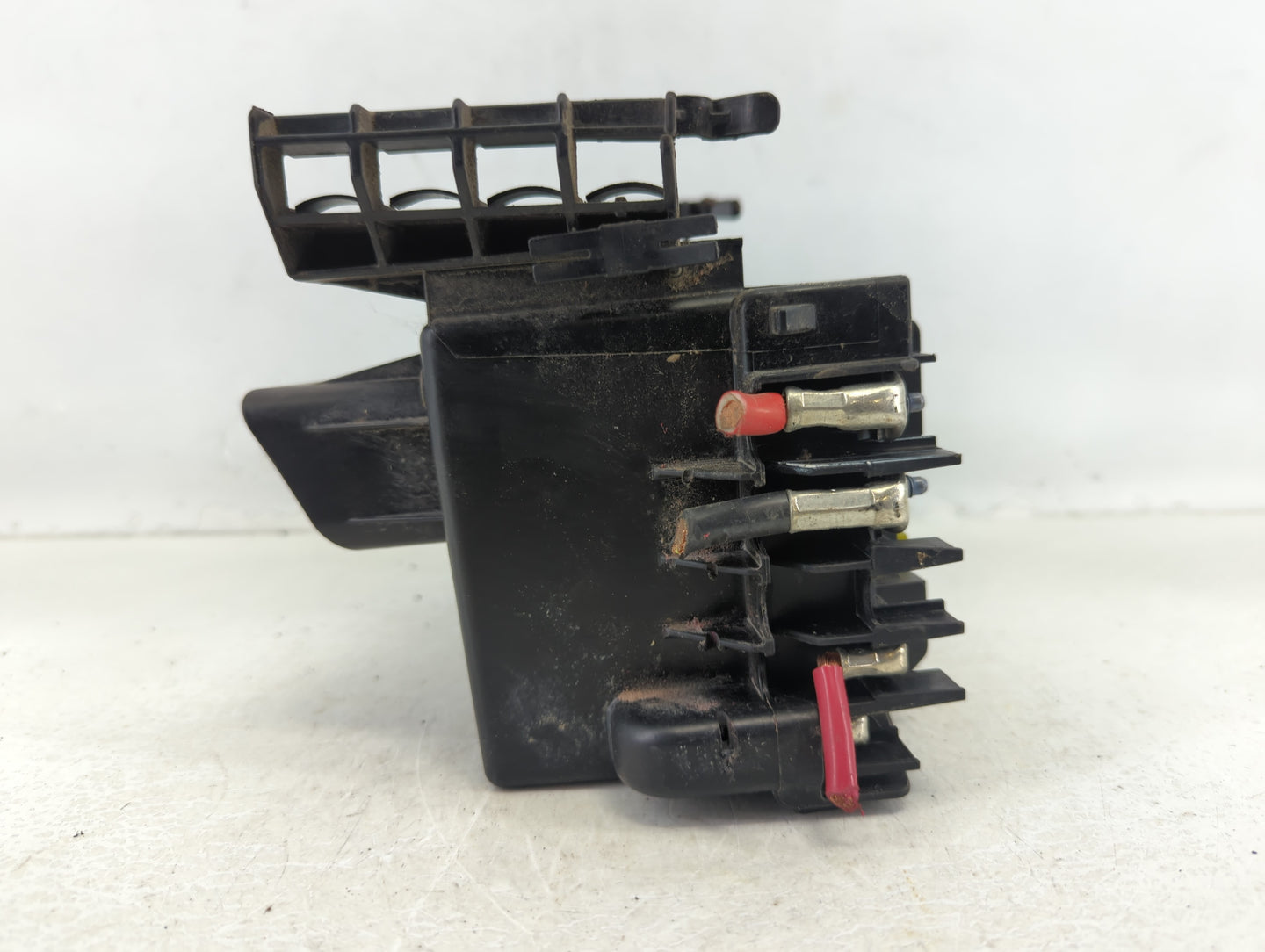 2015-2018 Volkswagen Jetta Fusebox Fuse Box Panel Relay Module Fits Fits 2015 2016 2017 2018 OEM Used Auto Parts - Oemusedau