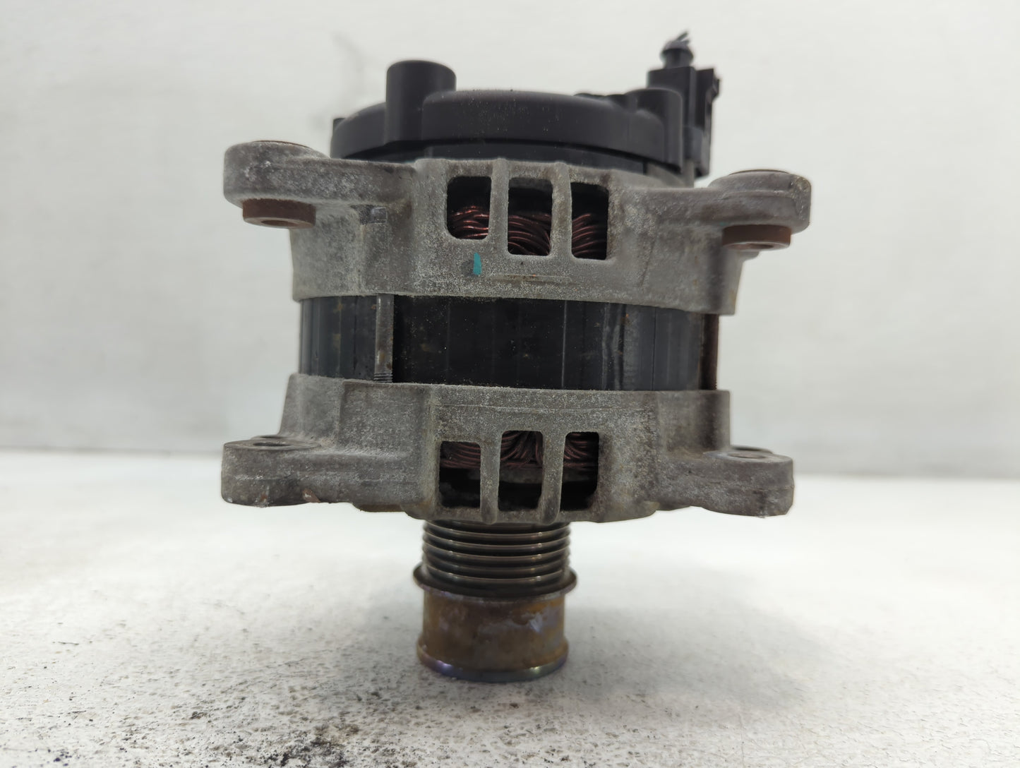 2016-2017 Volkswagen Jetta Alternator Replacement Generator Charging Assembly Engine OEM P/N:04E 903 025 J Fits Fits 2016 20