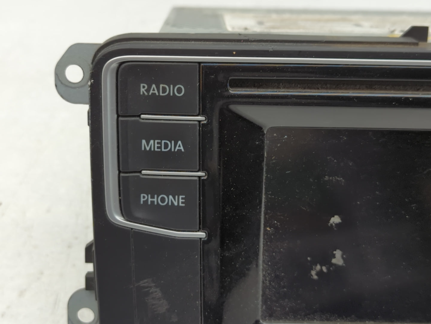 2010-2017 Volkswagen Jetta Radio AM FM Cd Player Receiver Replacement P/N:561 035 150 A Fits OEM Used Auto Parts - Oemusedau