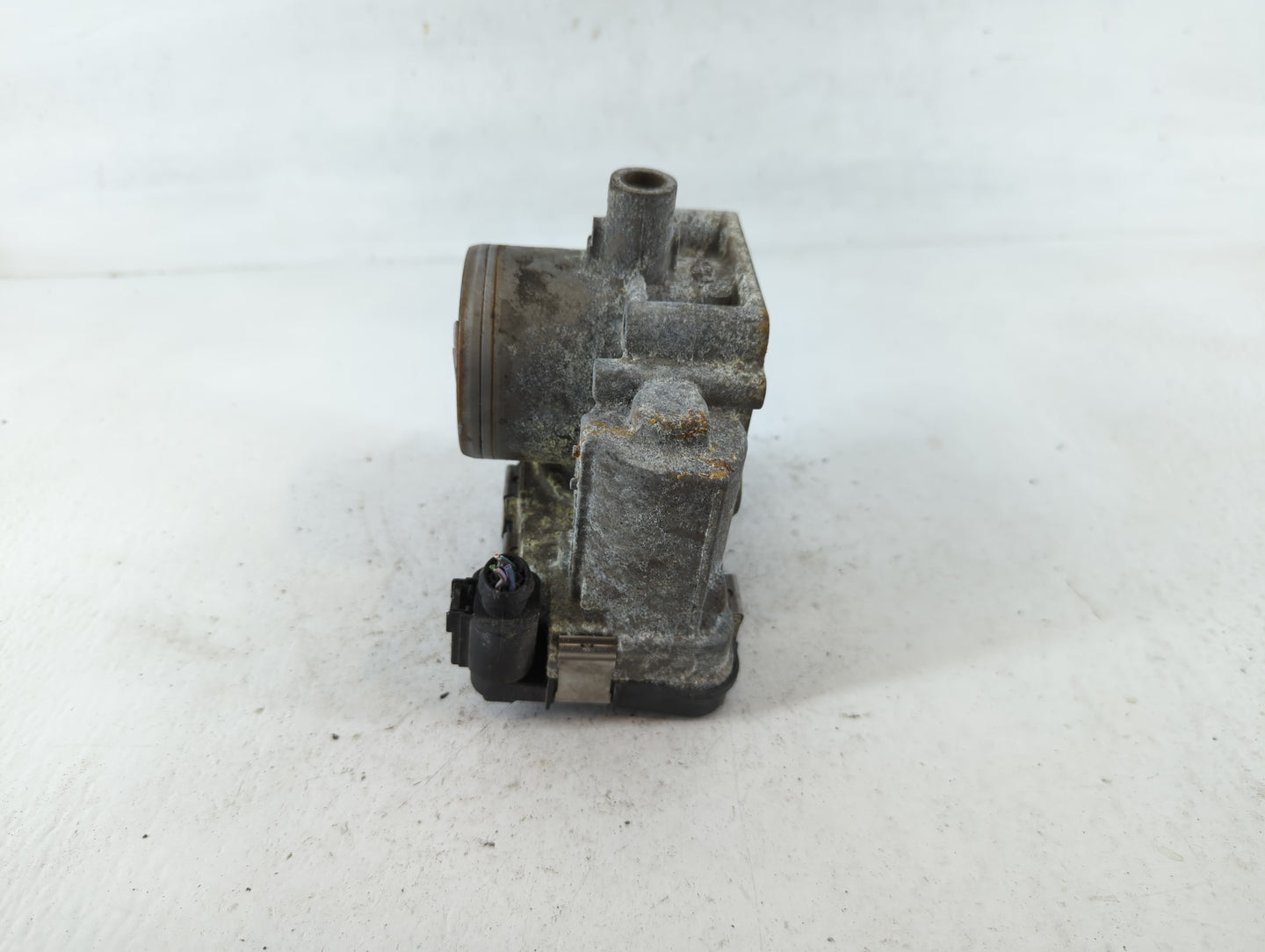 2013-2018 Volkswagen Jetta Throttle Body Fits Fits 2013 2014 2015 2016 2017 2018 OEM Used Auto Parts - Oemusedautoparts1.com