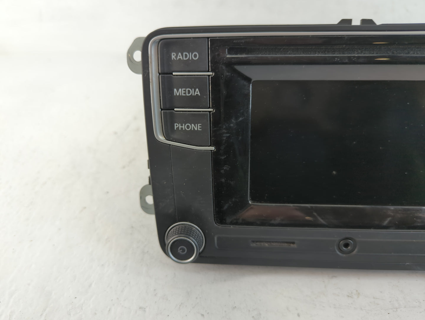 2017-2017 Volkswagen Jetta Am Fm Cd Player Radio Receiver - Oemusedautoparts1.com