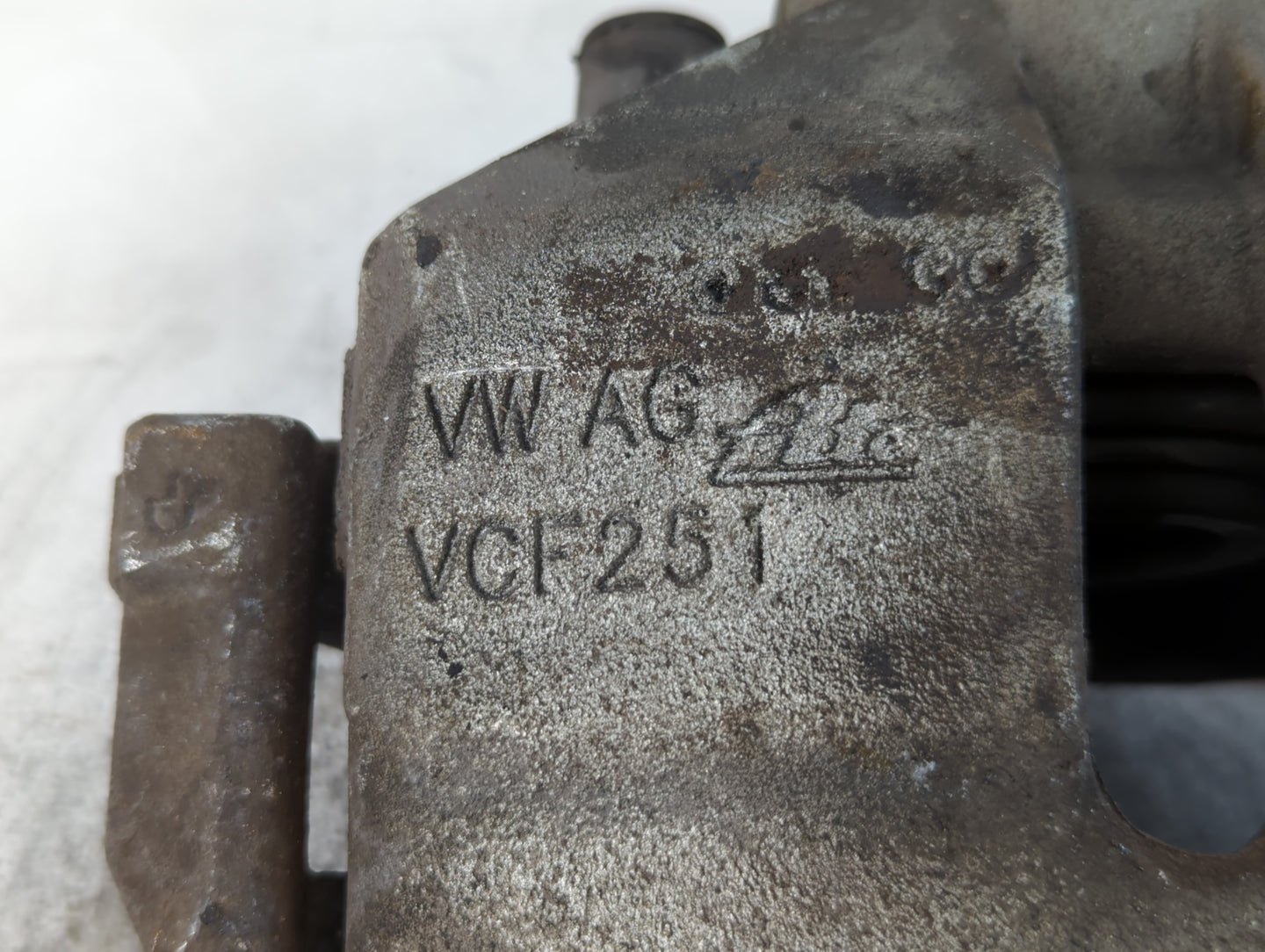 1999-2017 Volkswagen Jetta Front Driver Left Brake Caliper - Oemusedautoparts1.com