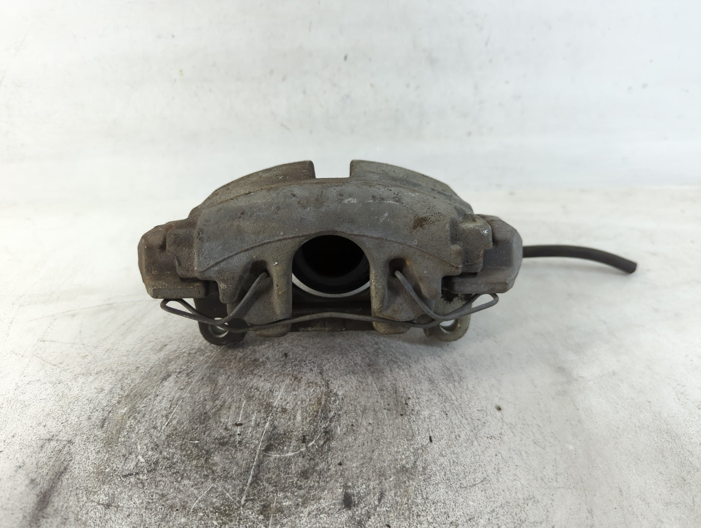 1999-2017 Volkswagen Jetta Front Driver Left Brake Caliper - Oemusedautoparts1.com