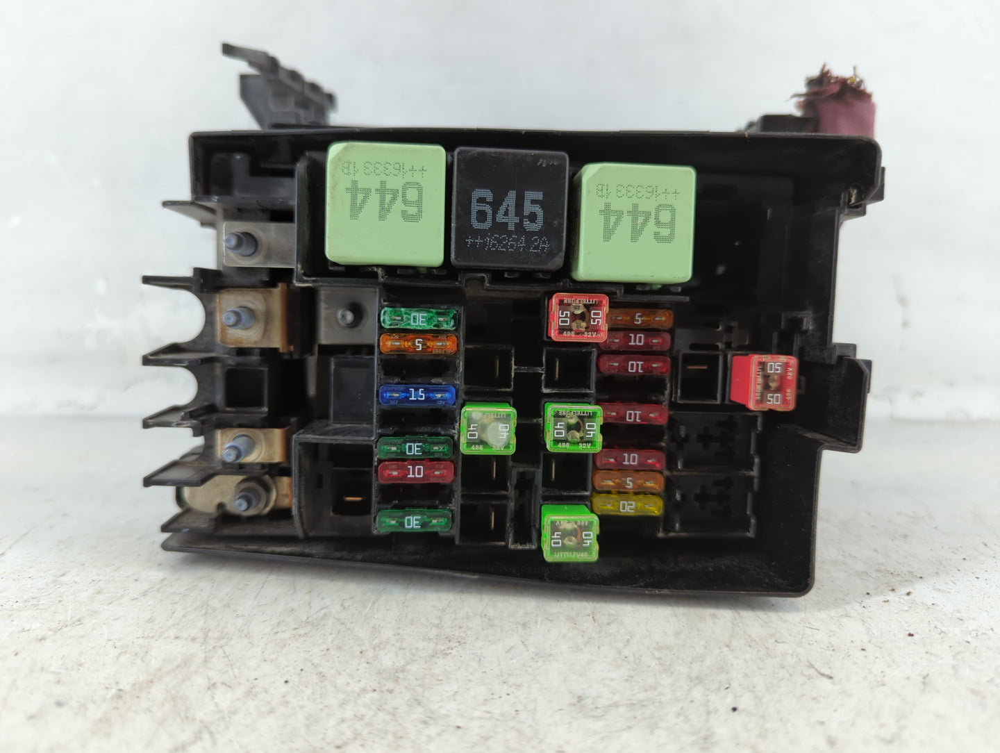 2015-2018 Volkswagen Jetta Fusebox Fuse Box Panel Relay Module Fits Fits 2015 2016 2017 2018 OEM Used Auto Parts - Oemusedau