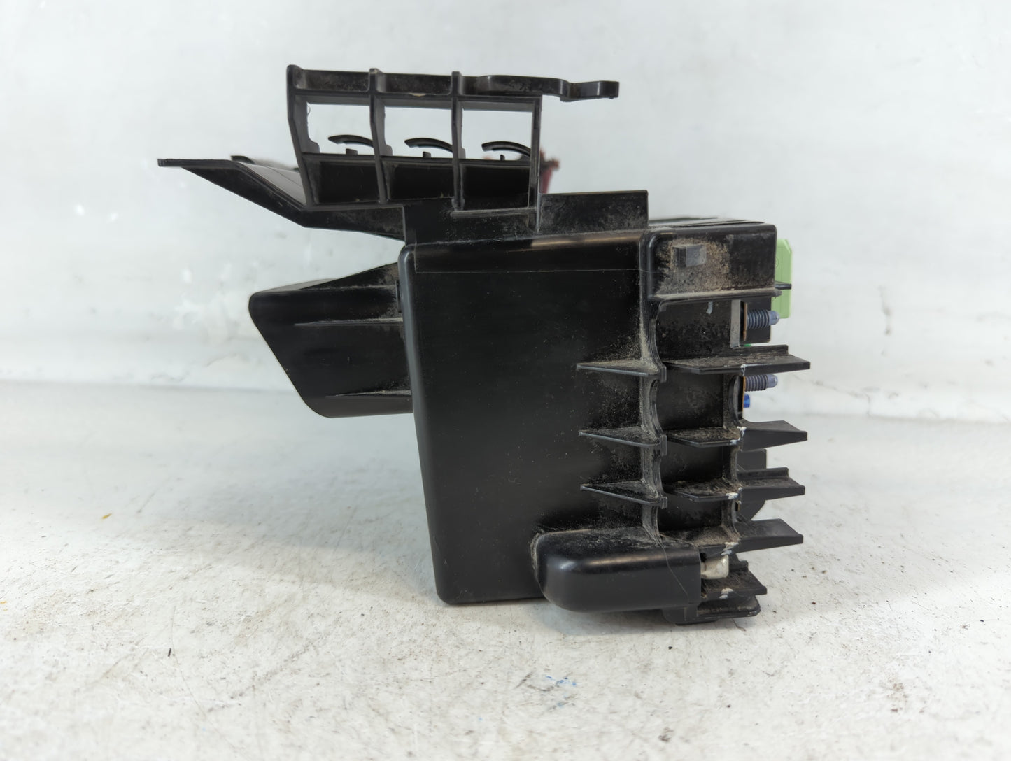 2015-2018 Volkswagen Jetta Fusebox Fuse Box Panel Relay Module Fits Fits 2015 2016 2017 2018 OEM Used Auto Parts - Oemusedau