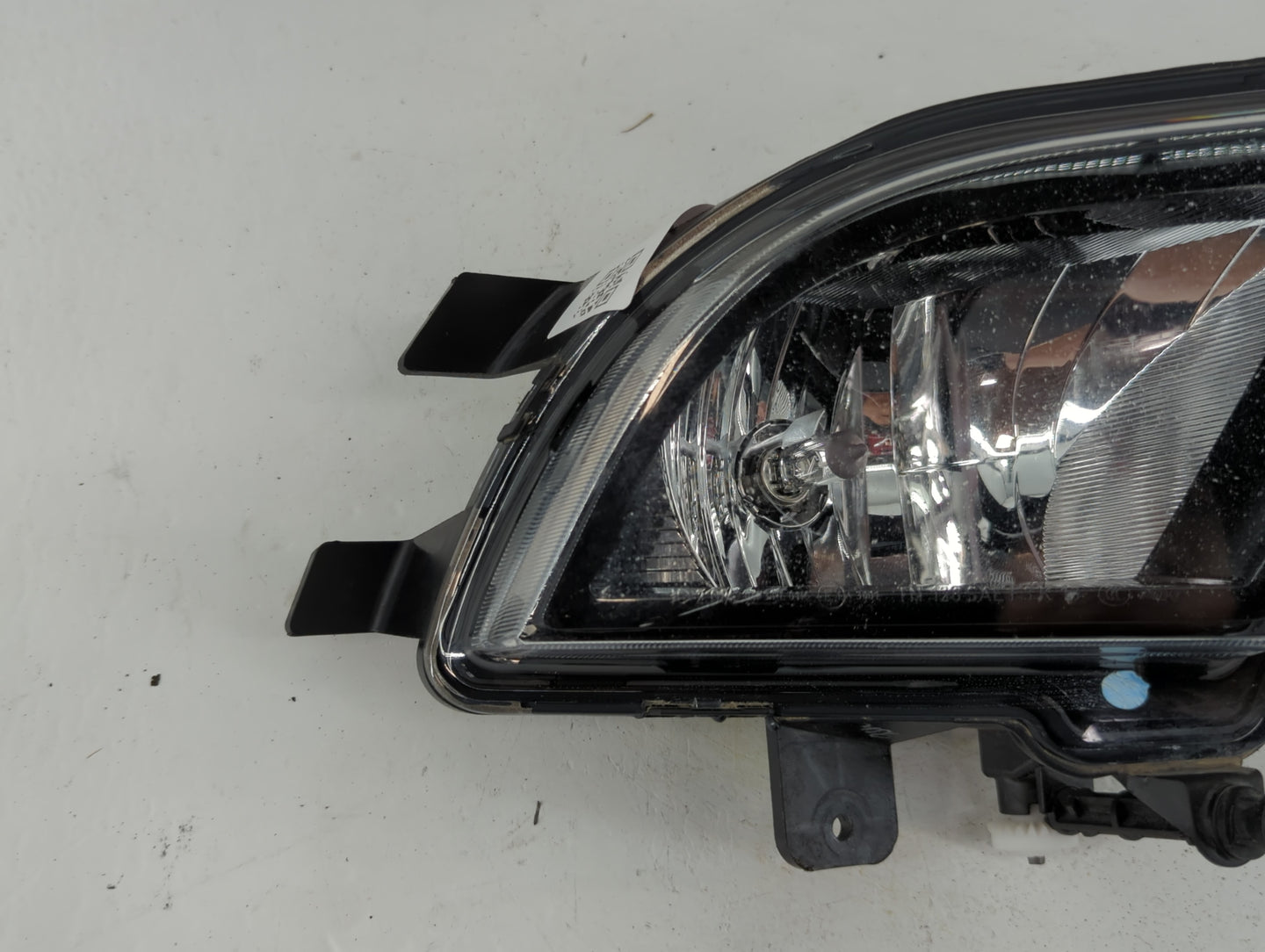 2015-2018 Volkswagen Jetta Passenger Right Oem Fog Light Lamp - Oemusedautoparts1.com