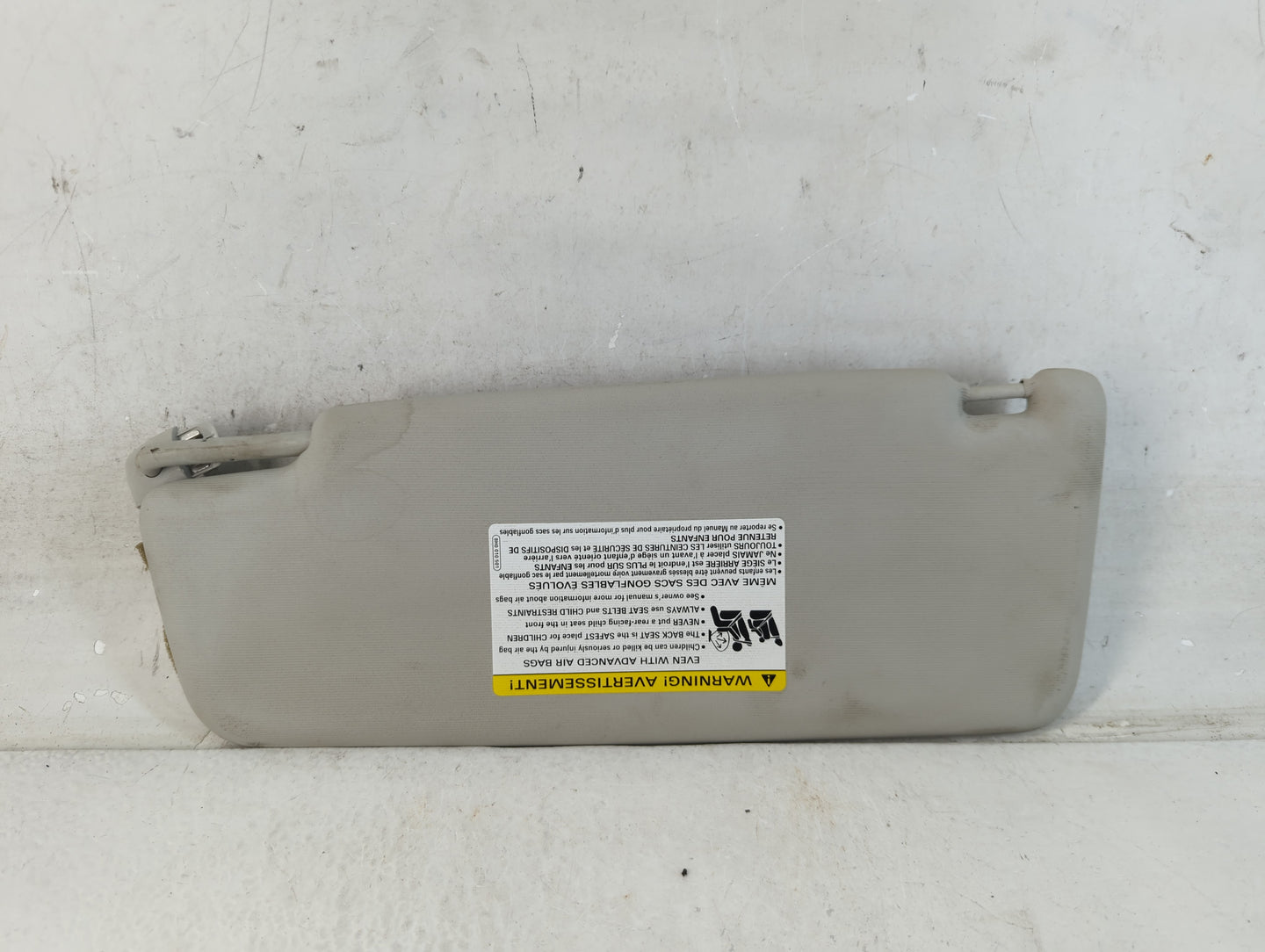 2012-2020 Volkswagen Passat Sun Visor Shade Replacement Passenger Right Mirror Fits OEM Used Auto Parts - Oemusedautoparts1.