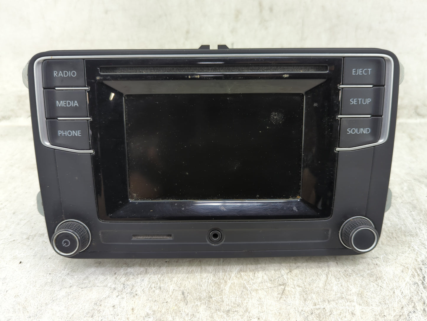 2017 Volkswagen Passat Radio AM FM Cd Player Receiver Replacement P/N:561 035 150 A 561035150A Fits OEM Used Auto Parts - Oe